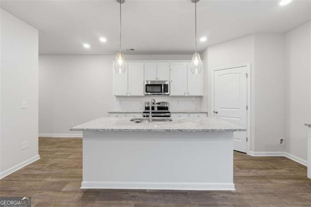 3204 Winding Waters Way, Powder Springs, GA 30127