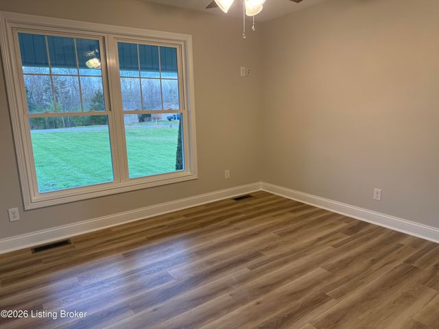 444 Wire Ln, Bardstown, KY 40004