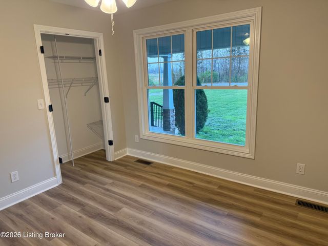 444 Wire Ln, Bardstown, KY 40004