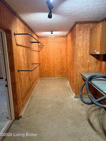 444 Wire Ln, Bardstown, KY 40004