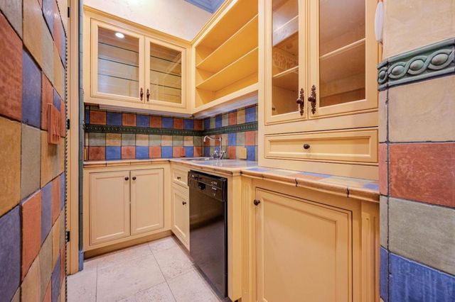 5371 Stonehurst Drive, Martinez, CA 94553