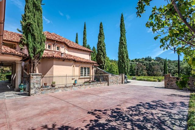 5371 Stonehurst Drive, Martinez, CA 94553