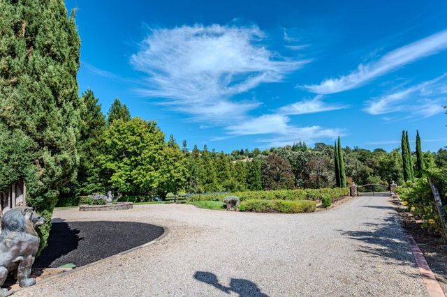 5371 Stonehurst Drive, Martinez, CA 94553
