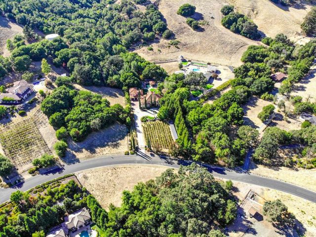5371 Stonehurst Drive, Martinez, CA 94553