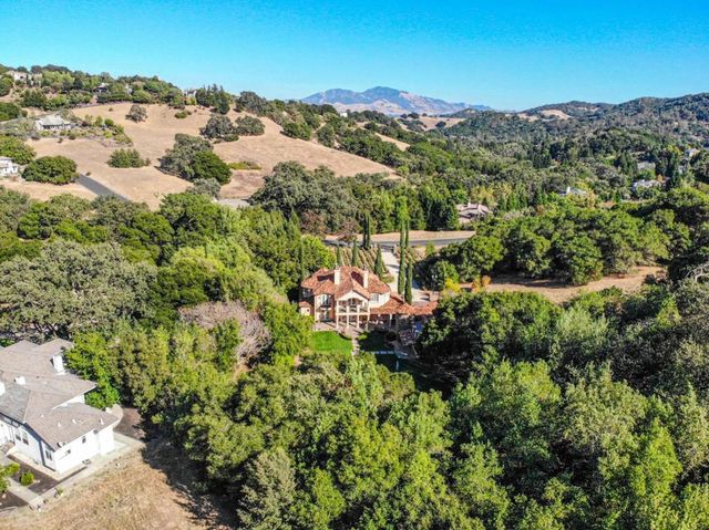5371 Stonehurst Drive, Martinez, CA 94553