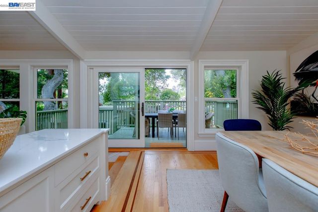 1003 Morton St, Alameda, CA 94501