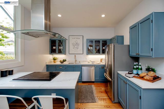 1003 Morton St, Alameda, CA 94501