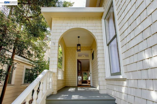 1003 Morton St, Alameda, CA 94501