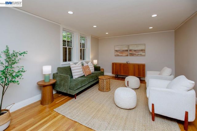 1003 Morton St, Alameda, CA 94501