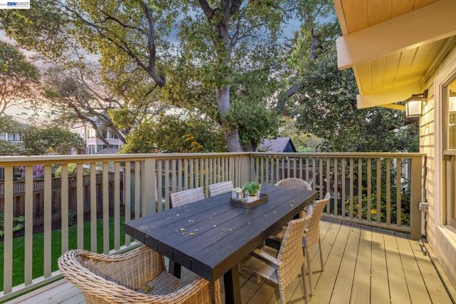 1003 Morton St, Alameda, CA 94501