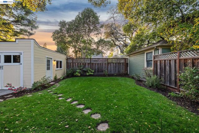 1003 Morton St, Alameda, CA 94501