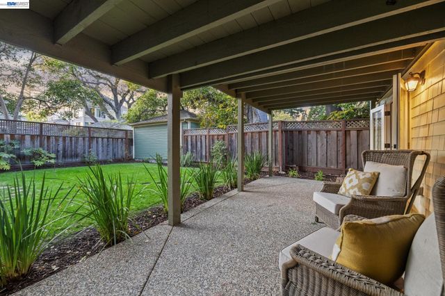 1003 Morton St, Alameda, CA 94501