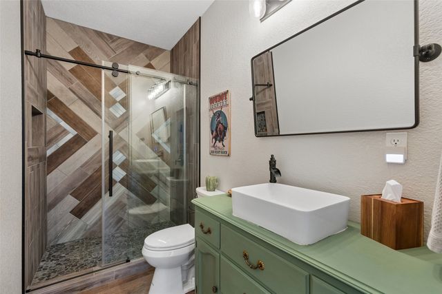 8677 Fm 1553, Leonard, TX 75452