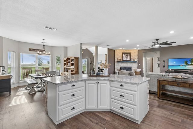 8677 Fm 1553, Leonard, TX 75452