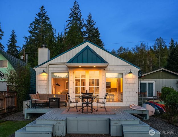6731 E State Route 106, Union, WA 98592