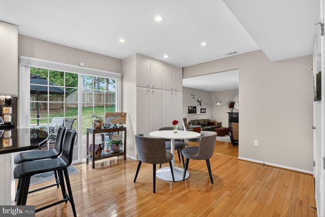 1354 SHALLOW FORD RD, Herndon, VA 20170