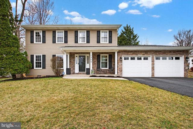 1354 SHALLOW FORD RD, Herndon, VA 20170