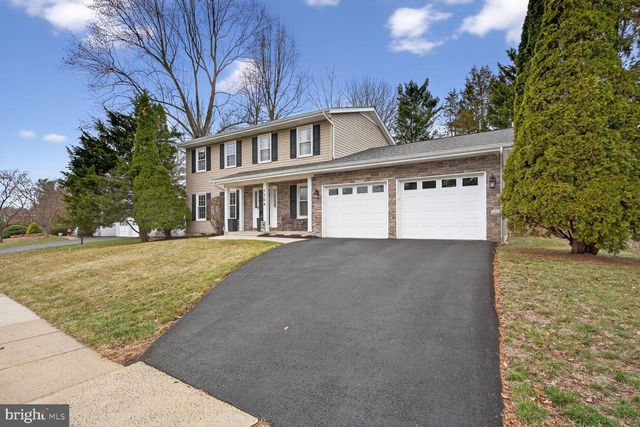 1354 SHALLOW FORD RD, Herndon, VA 20170