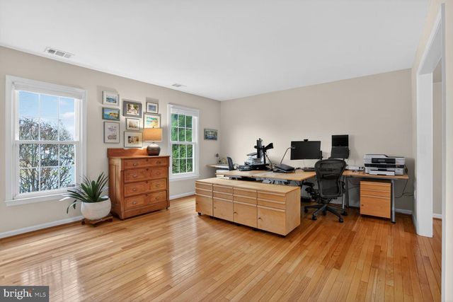 1354 SHALLOW FORD RD, Herndon, VA 20170