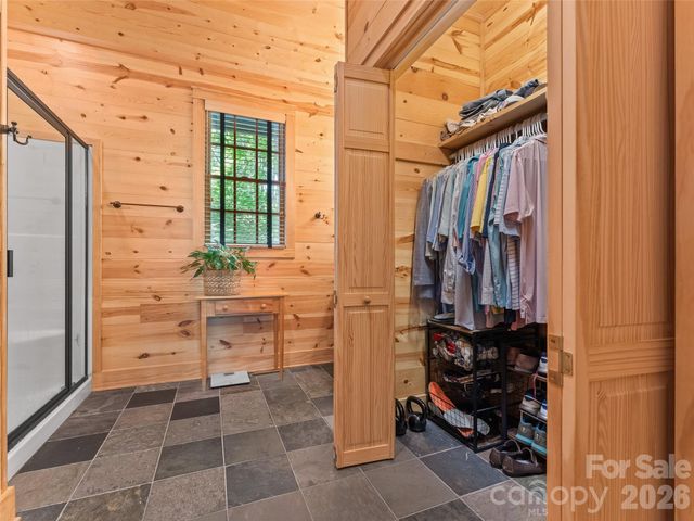 350 Laurel Mountain Trail, Saluda, NC 28773