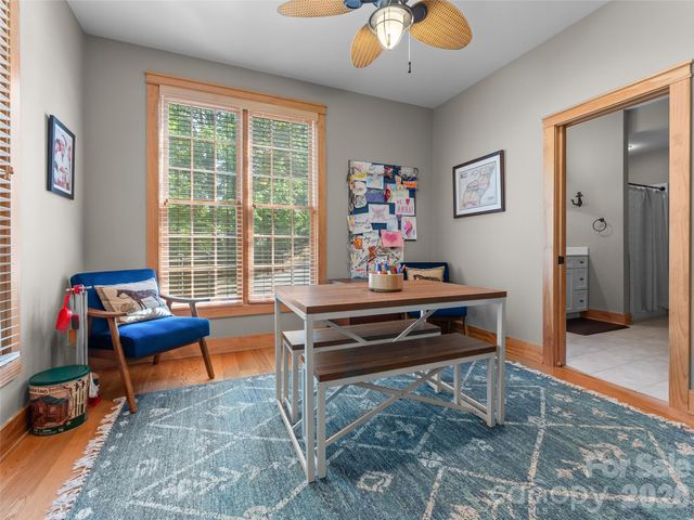 350 Laurel Mountain Trail, Saluda, NC 28773