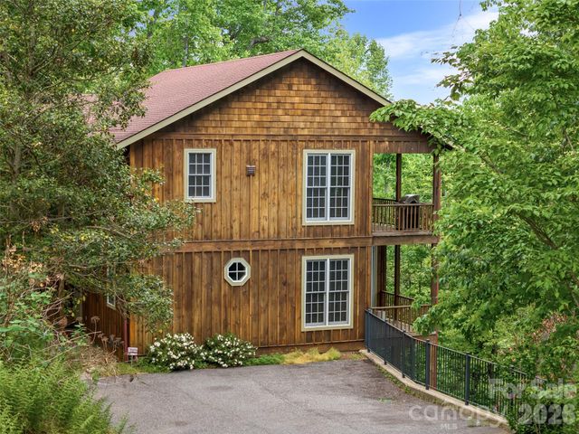 350 Laurel Mountain Trail, Saluda, NC 28773