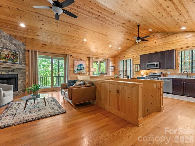 350 Laurel Mountain Trail, Saluda, NC 28773