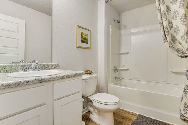 1207 Dustin Aaron Lane, Baker, FL 32531