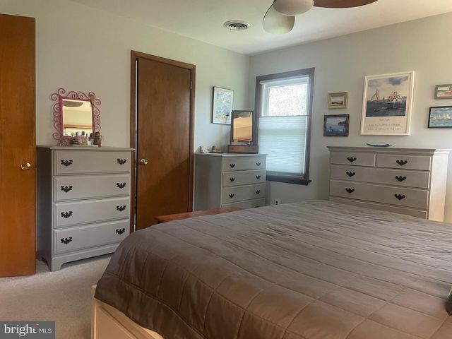 2213 JONES LN, Wilmington, DE 19810