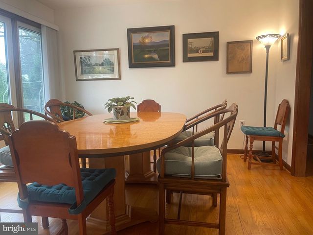 2213 JONES LN, Wilmington, DE 19810