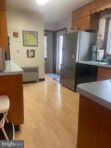 2213 JONES LN, Wilmington, DE 19810