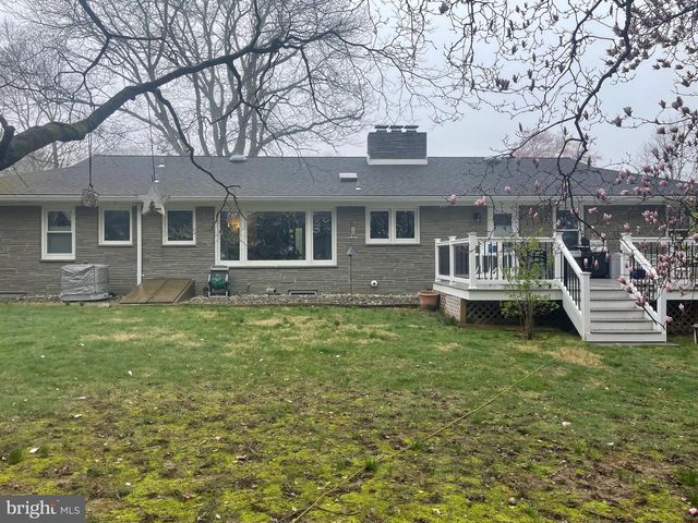 2213 JONES LN, Wilmington, DE 19810