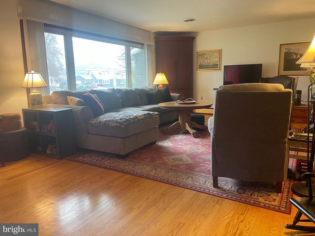 2213 JONES LN, Wilmington, DE 19810