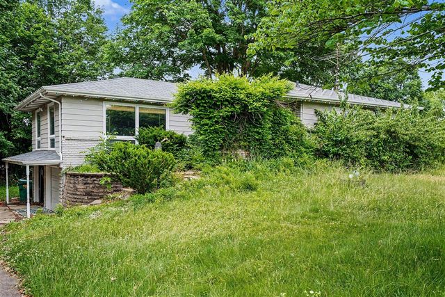 16734 Rynearson Road, Buchanan, MI 49107