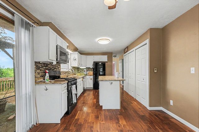 16734 Rynearson Road, Buchanan, MI 49107