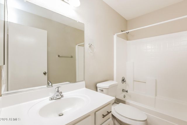 9329 W BERYL Avenue, Peoria, AZ 85345
