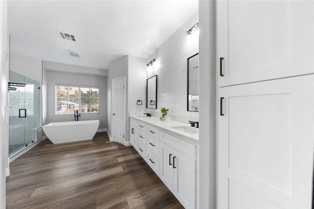 30161 Buck Tail, Canyon Lake, CA 92587