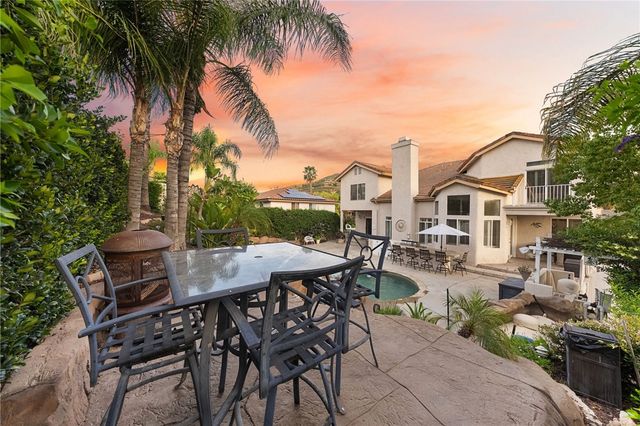 30161 Buck Tail, Canyon Lake, CA 92587