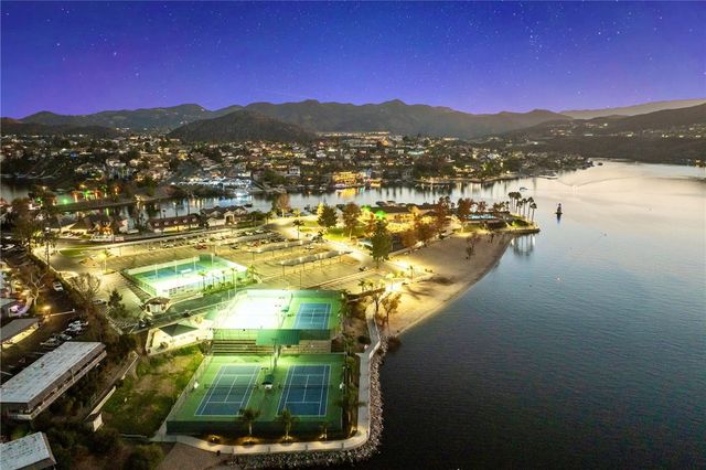 30161 Buck Tail, Canyon Lake, CA 92587