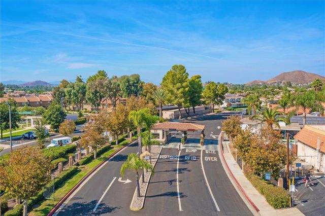 30161 Buck Tail, Canyon Lake, CA 92587