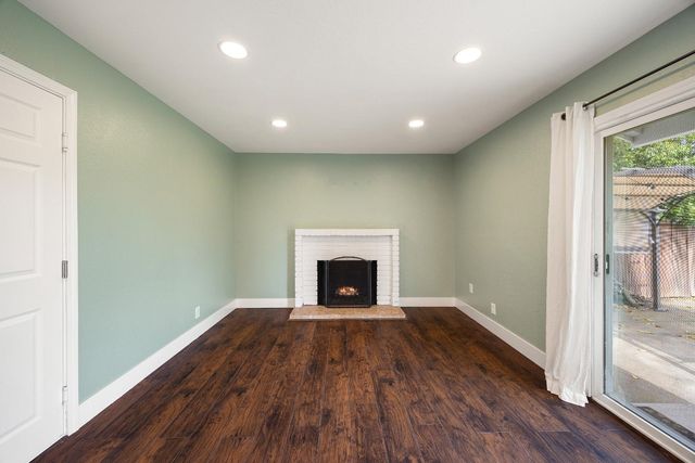 2329 Mcgregor Dr, Rancho Cordova, CA 95670