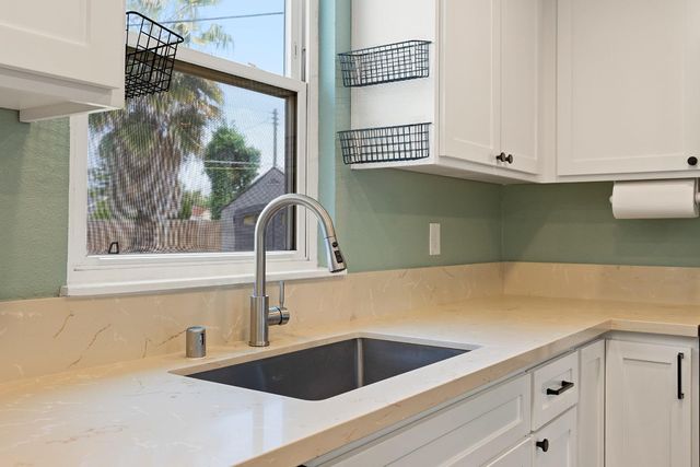 2329 Mcgregor Dr, Rancho Cordova, CA 95670