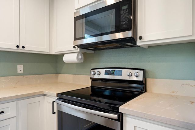 2329 Mcgregor Dr, Rancho Cordova, CA 95670