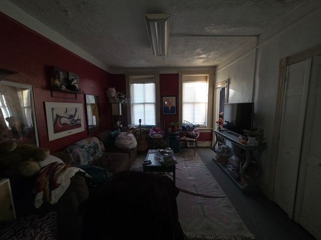 2310 N Hoyne Avenue, Chicago, IL 60647