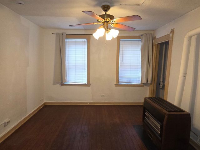 2310 N Hoyne Avenue, Chicago, IL 60647