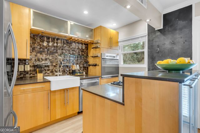 510 Coventry Road 15D, Decatur, GA 30030