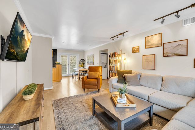 510 Coventry Road 15D, Decatur, GA 30030