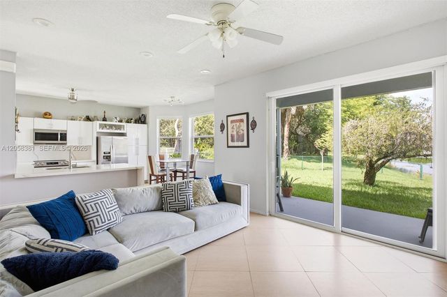 2412 SW 164th Avenue, Miramar, FL 33027
