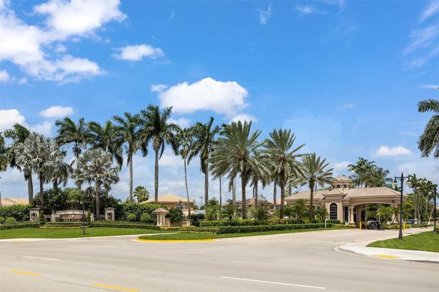 2412 SW 164th Avenue, Miramar, FL 33027
