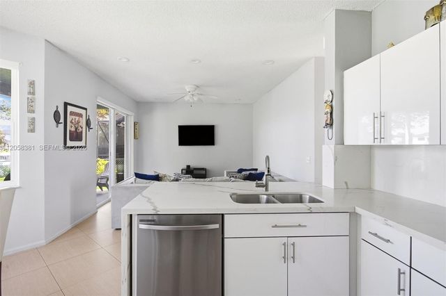 2412 SW 164th Avenue, Miramar, FL 33027